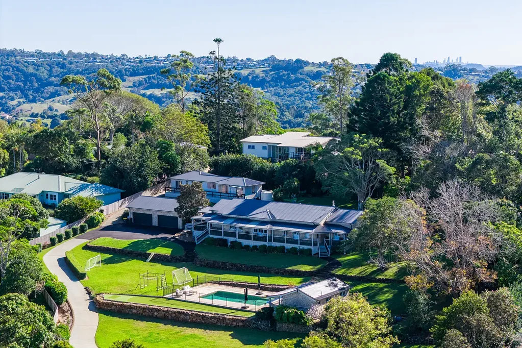 Terranora 6 Bedroom DISCOVER HINTERLAND GRANDEUR - DUAL LIVING ESTATE