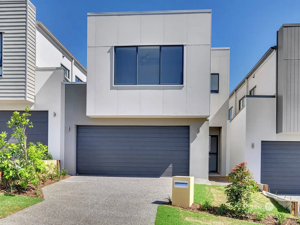 54 Solar Circuit, Spring Mountain, QLD 4300