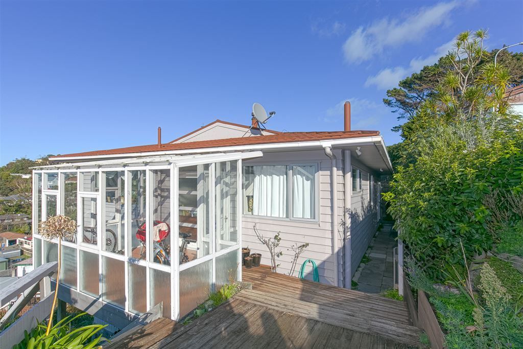 9 Maybury Way, Island Bay