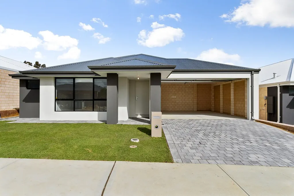 JUST BUILT !

Be the first to live in this prestigious home!