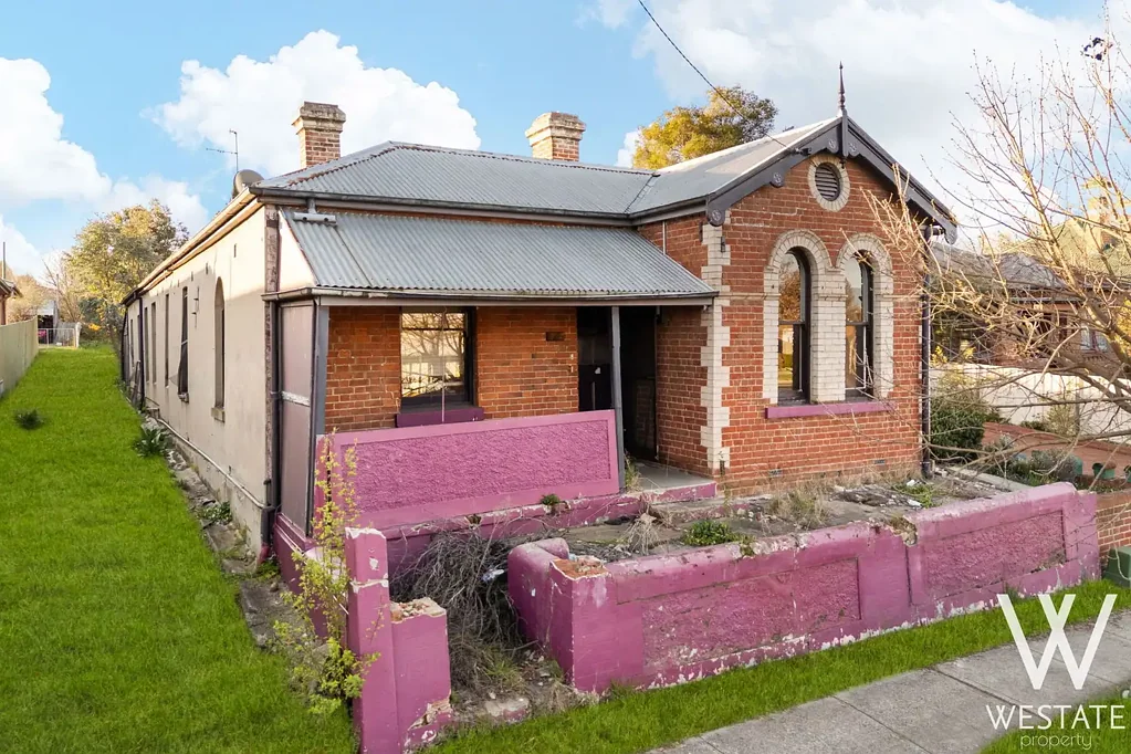 Bathurst 5房  DEVELOPMENT APPROVED – DUAL OCCUPANCY OPPORTUNITY IN THE HEART OF BATHURST