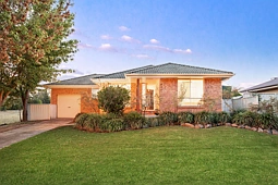 598 Oliver Street, Lavington