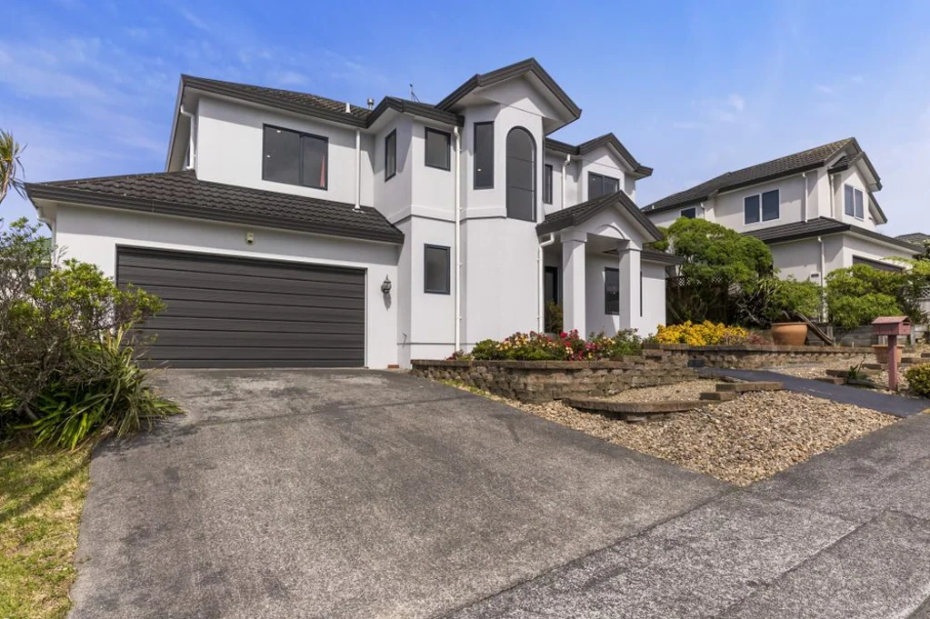 Newlands 4 Bedroom Family Living with Space, Comfort & Convenience