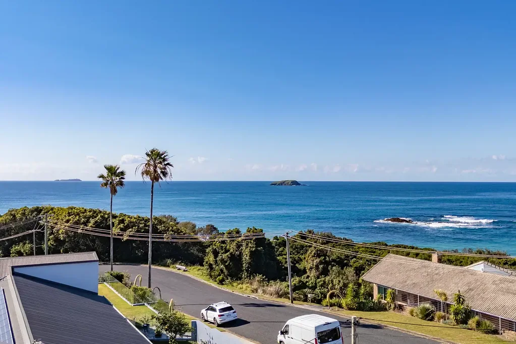 11 Elouera Drive, Sapphire Beach, NSW 2450