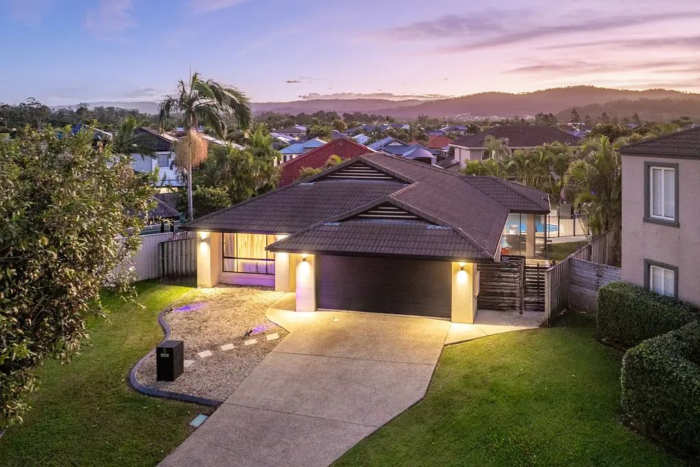 6 Xavier Place, Oxenford, QLD 4210