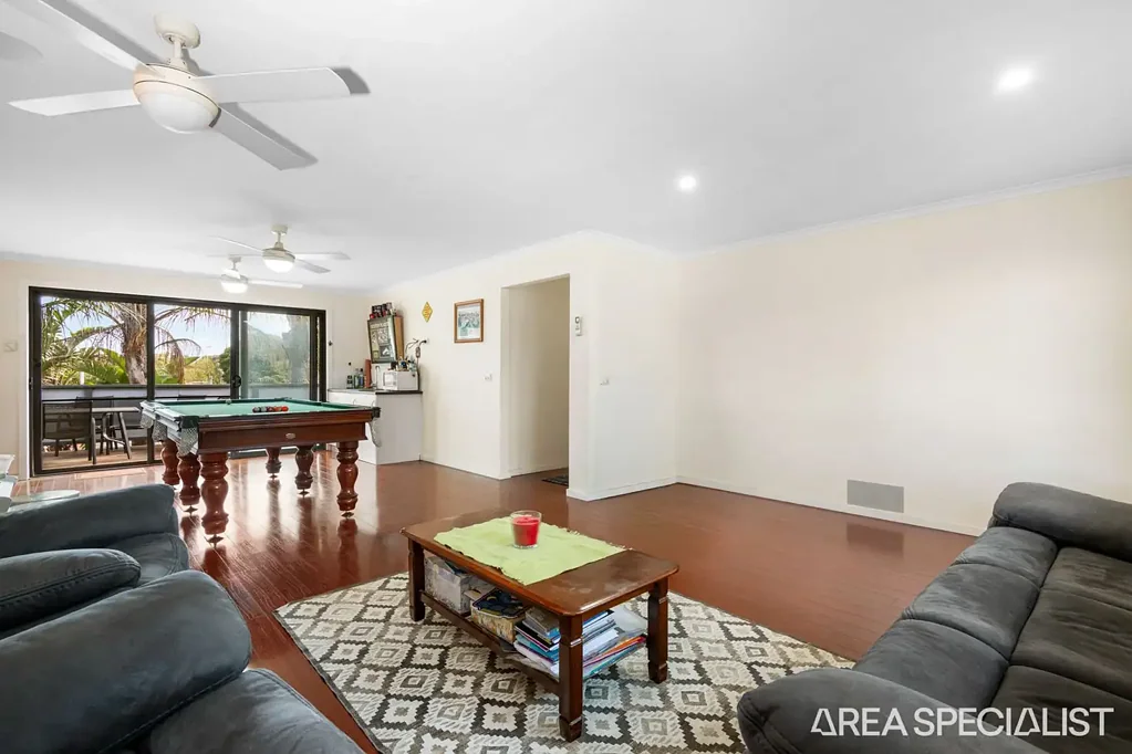Corio 5 Slaapkamer Massive Dual-Level Home – Potential Dual Rental Income