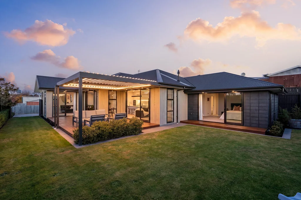 Burwood 4બેડરૂમ Priced - Owners want to see offers