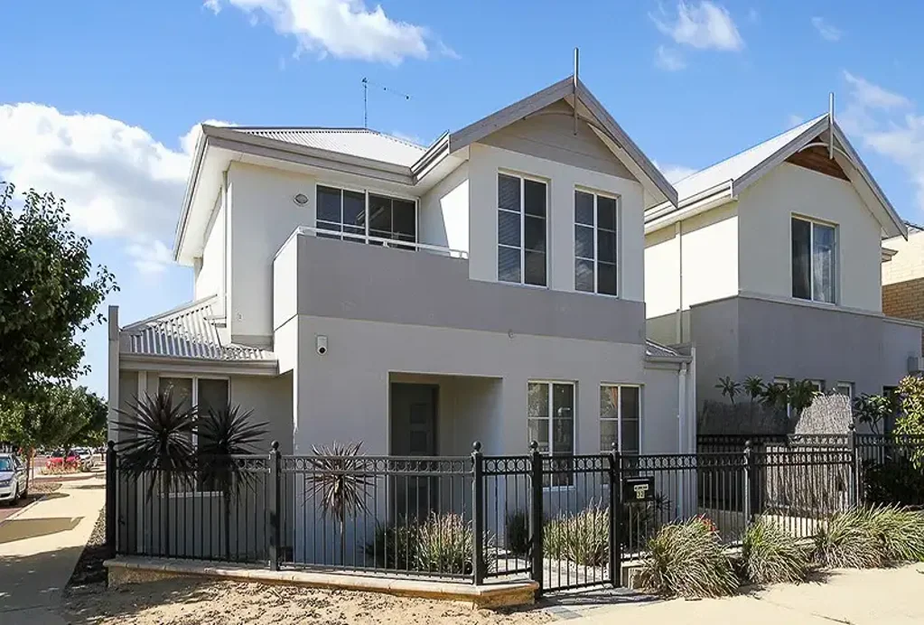 GET IN QUICK TO RENT THIS BEAUTY
