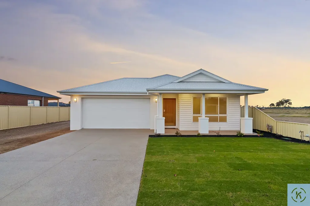Tocumwal 4房  A Beautifully Designed Home Embracing the Murray River Lifestyle