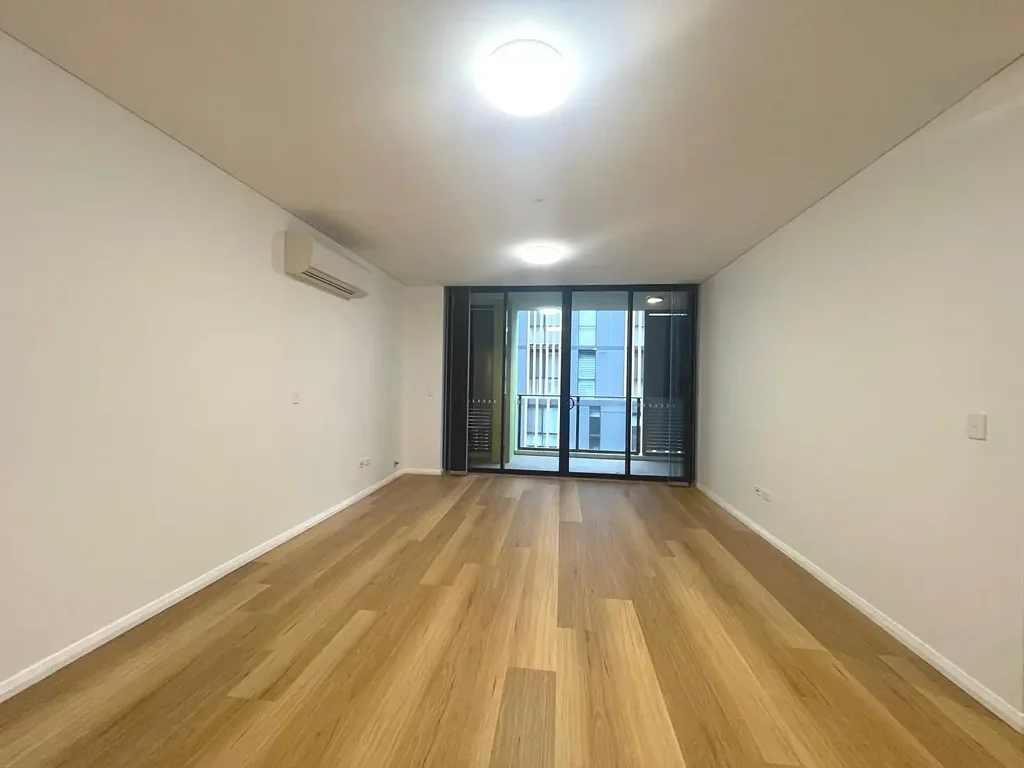 2 Bedroom 2 Bathroom Luxury Apartment at Kogarah For Rent ! ! !