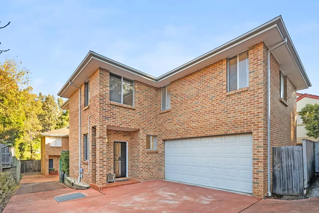 2/1 Webb Avenue, Hornsby, NSW 2077
