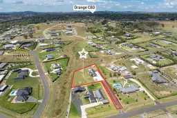 87 Dean Drive, Orange