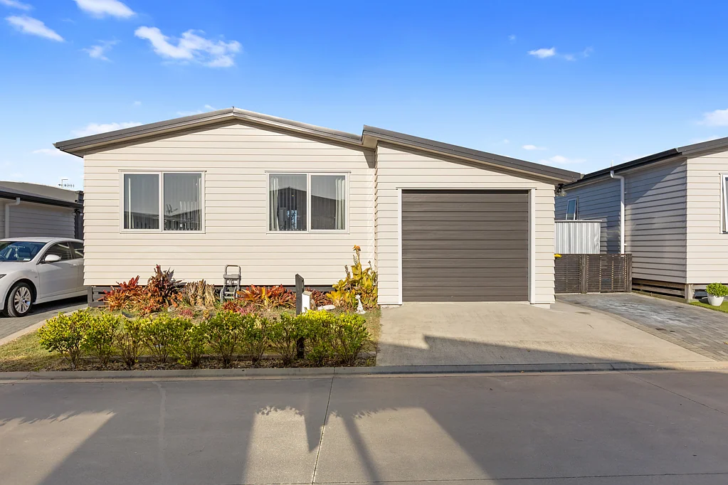 Papamoa 2ห้องนอน Vibrant Village Lifestyle