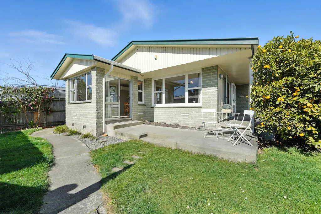 Bishopdale 3Moenga Family Home in Perfect Location!