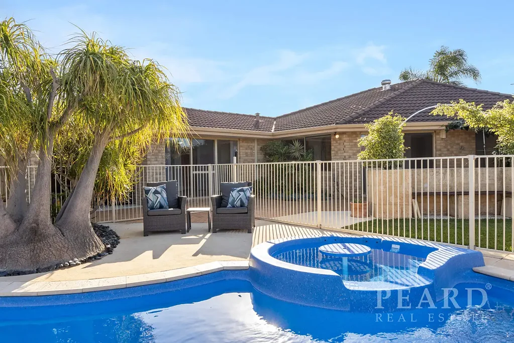 6 Sebago Court, Joondalup, WA 6027