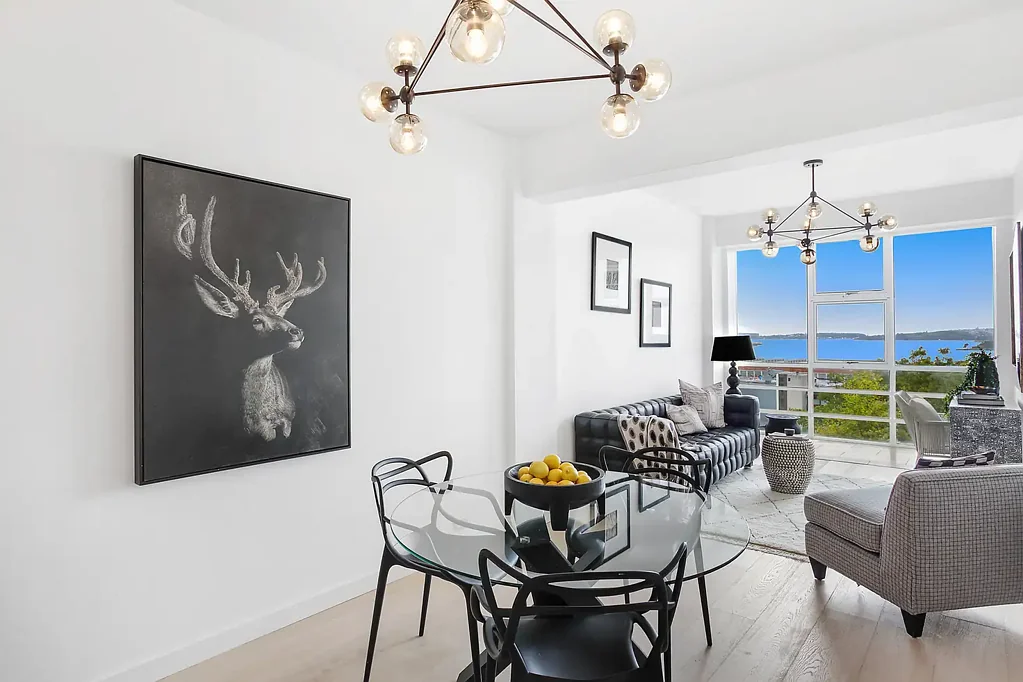 Stylish Harbour-View Apartment in the Heart of Potts Point