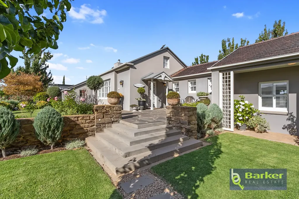 Kapunda 3房  Character-Filled Home with Beautifully Established Gardens