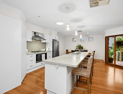 15 Aspera Way, Kangaroo Flat, VIC 3555, 4房, 2浴, House