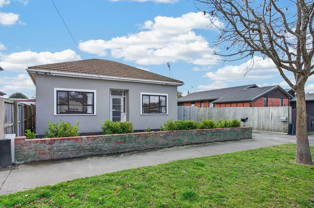 Sydenham 3Kwarto AS IS, WHERE IS - Land, Location & Opportunity!