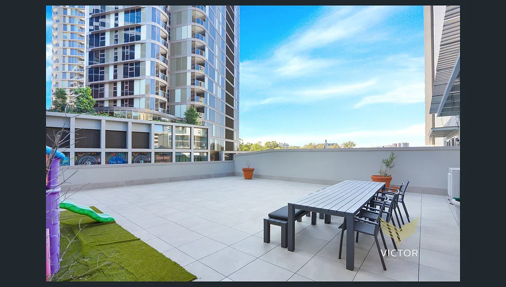 Parramatta 2Zimmer Grand Split-Level Apartment - 307sqm on title