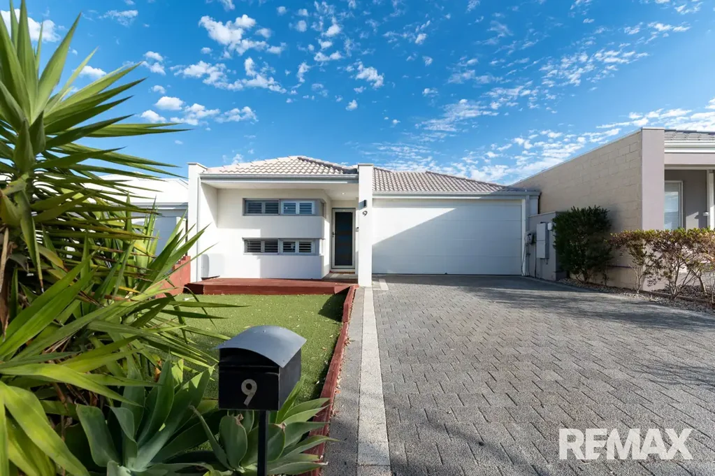 9 Sanderling Street, Alkimos, WA 6038