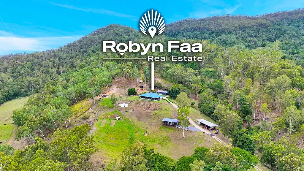Finch Hatton A PURPOSE-BUILT HINTERLAND HAVEN DESIGNED FOR MULTI-GENERATIONAL LIVING & OFF-GRID SELF-SUFFICIENCY.