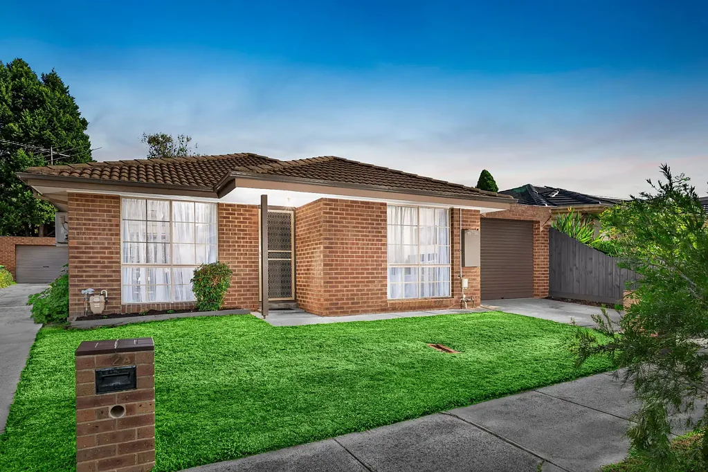 103 Hawkes Drive, Mill Park, VIC 3082
