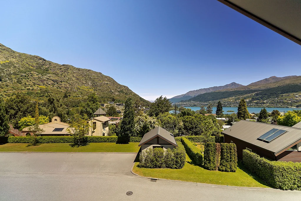 10/8 Humphrey Street, Frankton, Queenstown, Otago