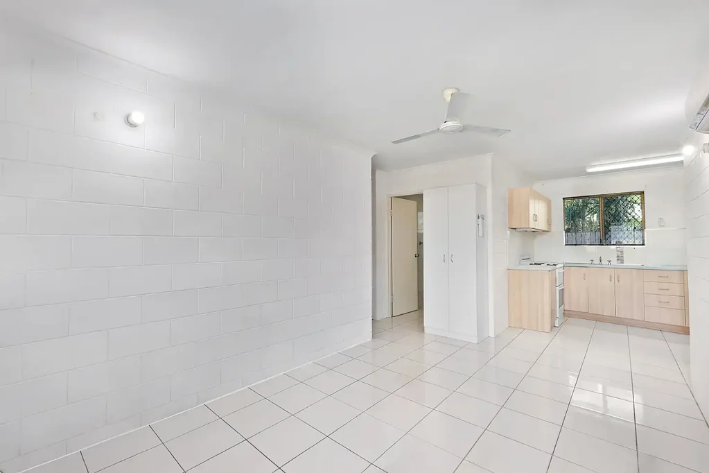 1/15 Ivy Drive, Andergrove, QLD 4740