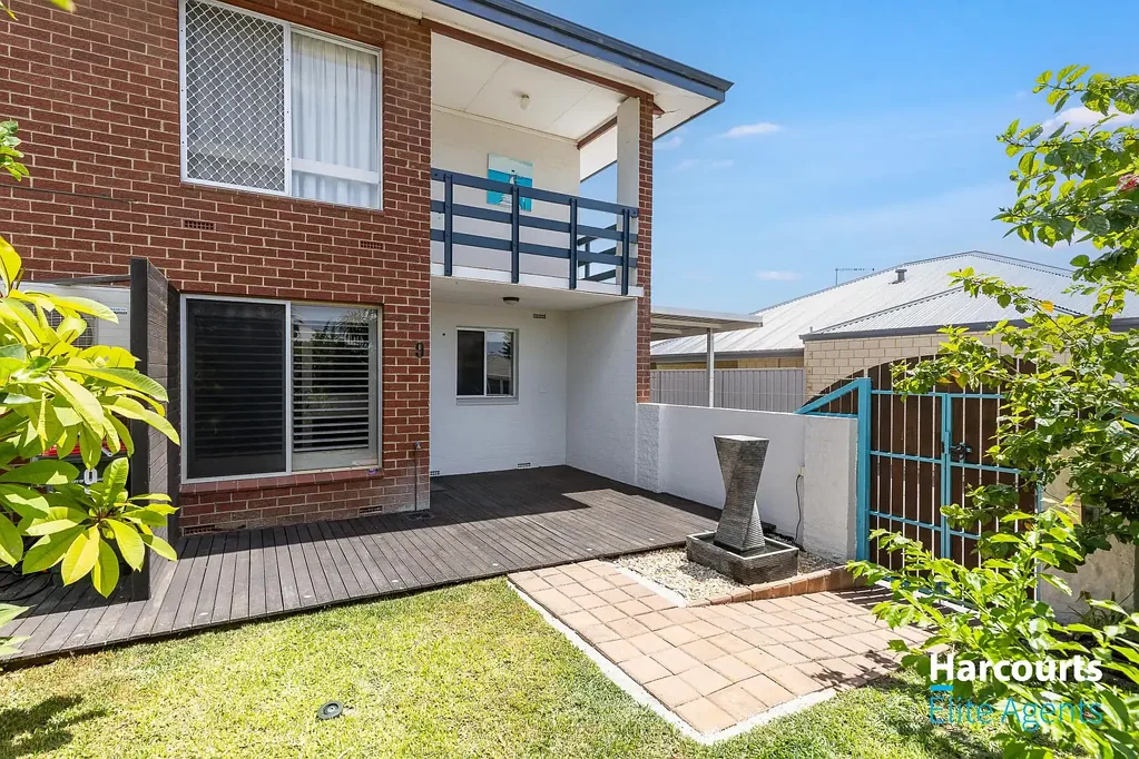 9/2 Parkin Street, Rockingham, WA 6168