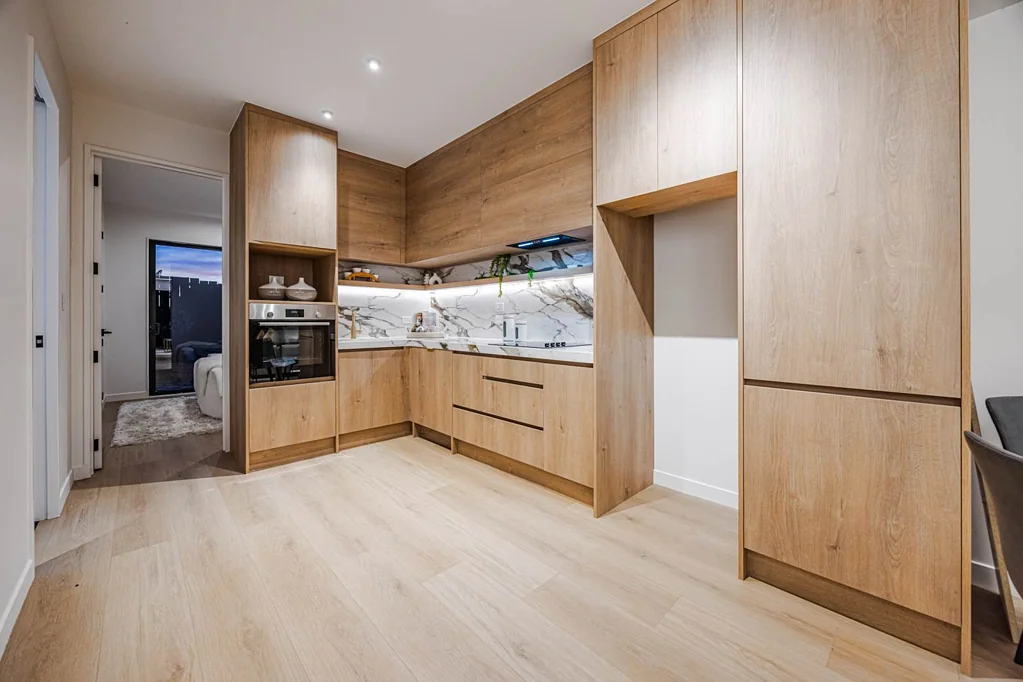 Papatoetoe 3침실 Modern Living, Smart Design!