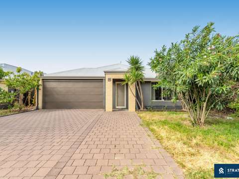 Gosnells 4 Bedroom Charming 4 Bedroom 2015 Built Home in Prime Location Near Gosnells Railway Markets and Local Amenities!