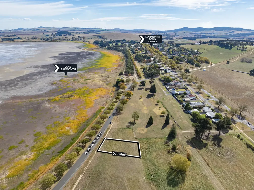 Learmonth  Blank Canvas Block Opposite Lake Learmonth