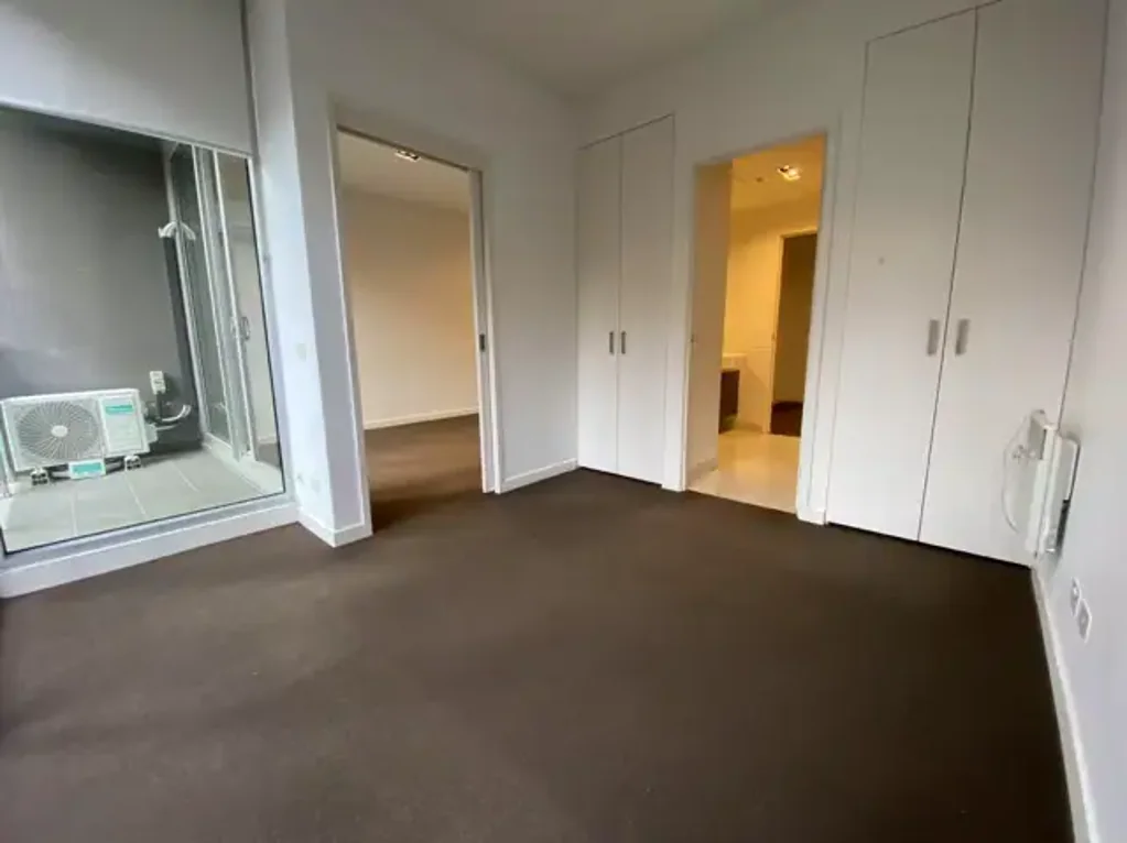 Contemporary living in the heart of Melbourne's CBD: Milano Apartments