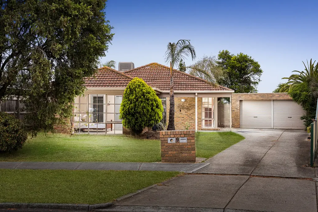 9 Dunbar Court, Keilor Downs, VIC 3038
