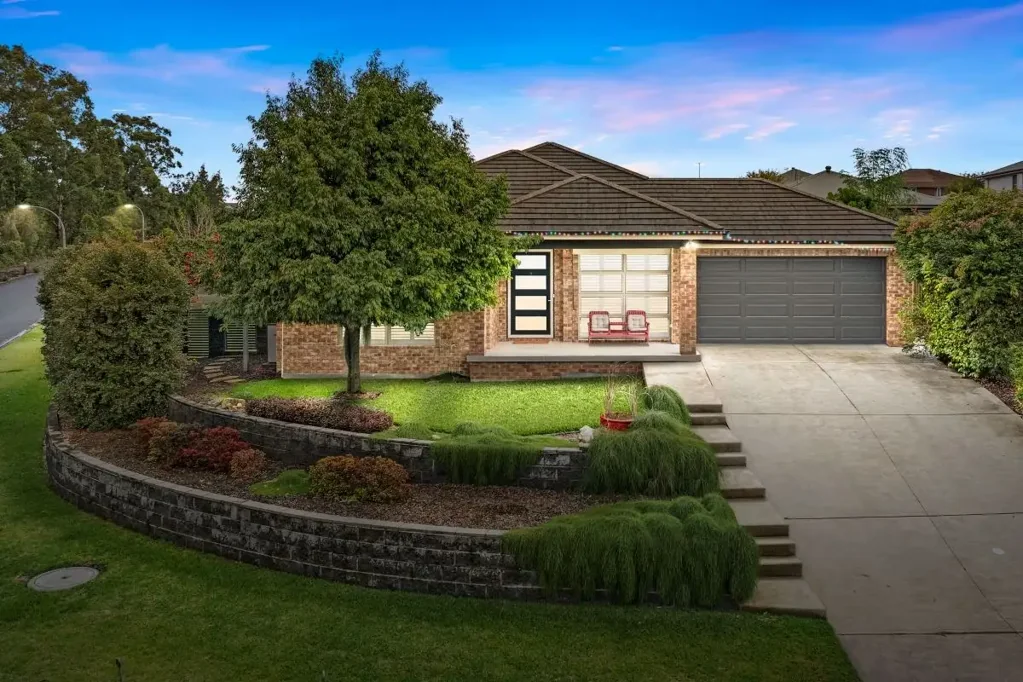 9 Makoro Street, Fletcher, NSW 2287