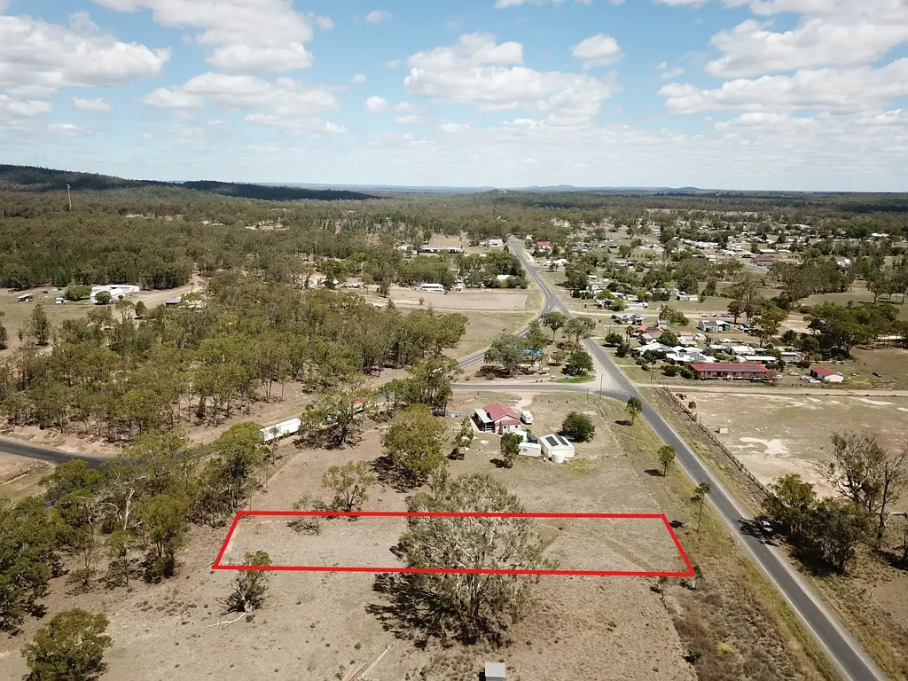 Leyburn 2,023m² Allotment with Dual Road Access and Development Potential
