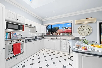 11 Haig Street, Maroubra, NSW 2035, 4 Bedrooms, 3 Bathrooms, House