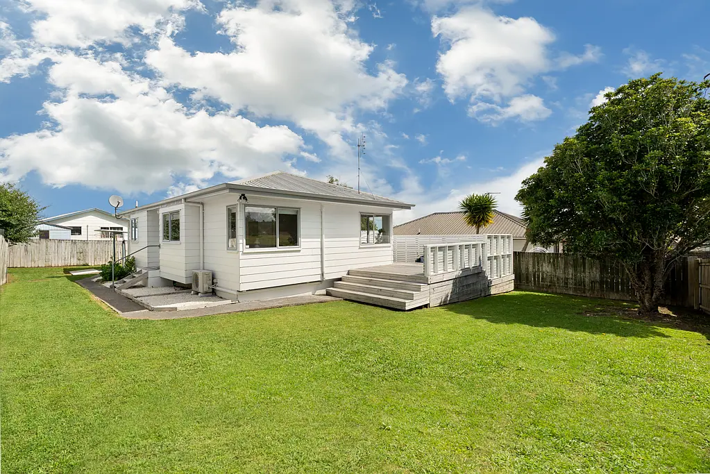 22A Riverton Drive, Randwick Park, Manukau City, Auckland