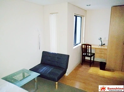 This lovely studio apartment come with fully furnished