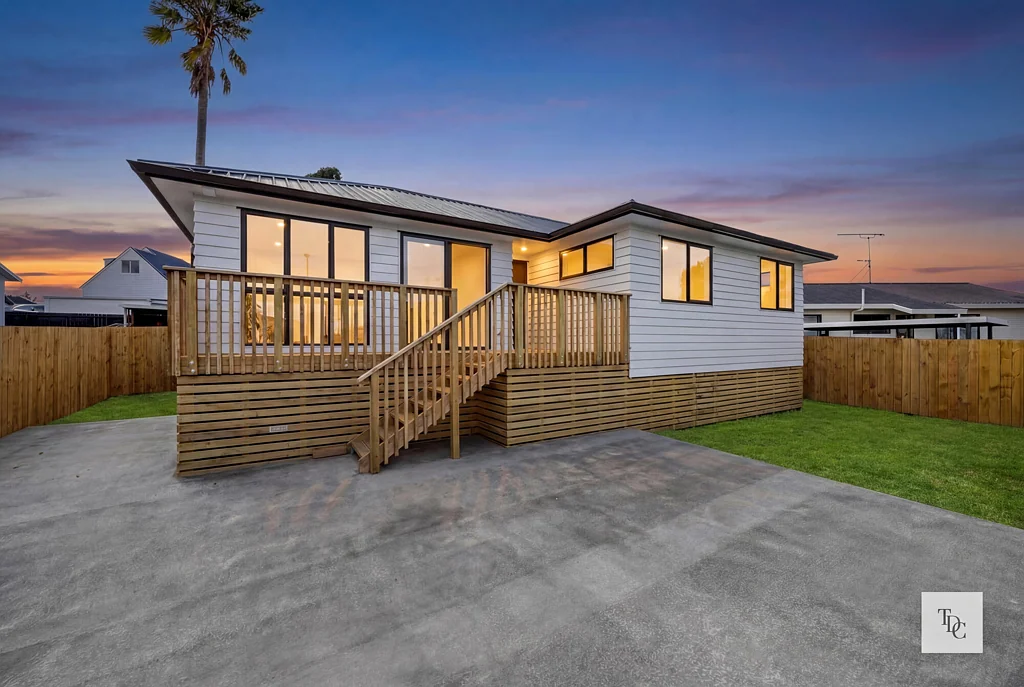 Randwick Park 3Phòng ngủ Move In Ready - Fully Rebuilt