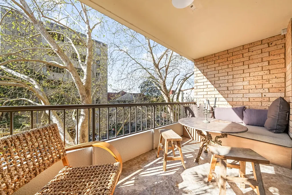 Elizabeth Bay 2chambre Elegant Apartment in 'The Plaza' - Cosmopolitan Living at Its Finest
