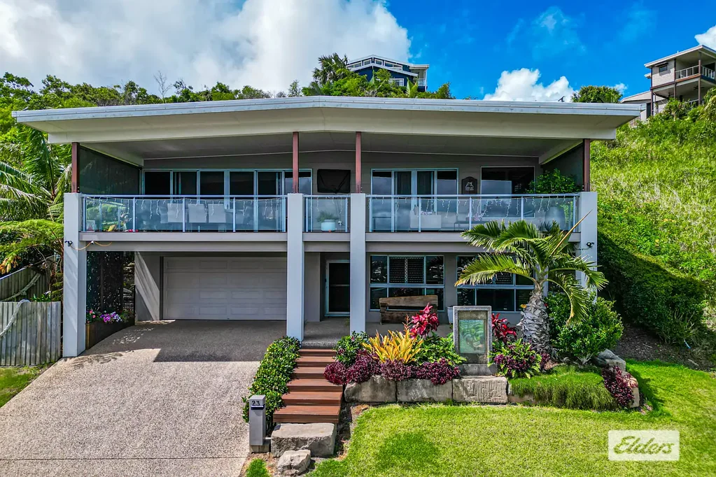 Yeppoon 4침실 Coastal Masterpiece with Panoramic Ocean & City Views