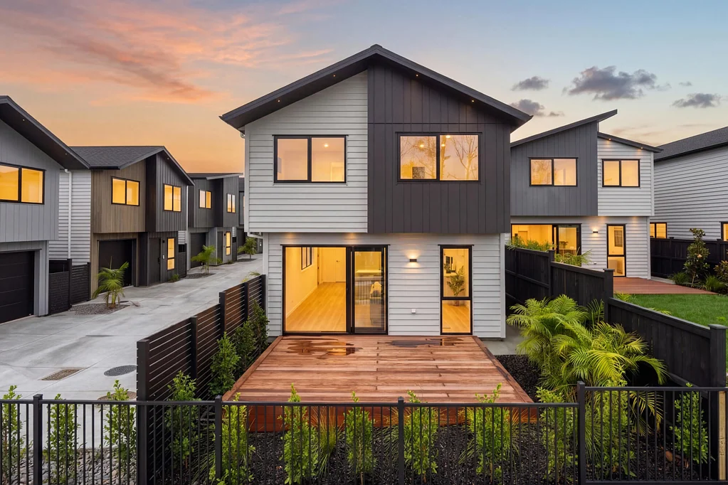 Milldale 4Kwarto Outstanding Value - Brand New with Peace of Mind