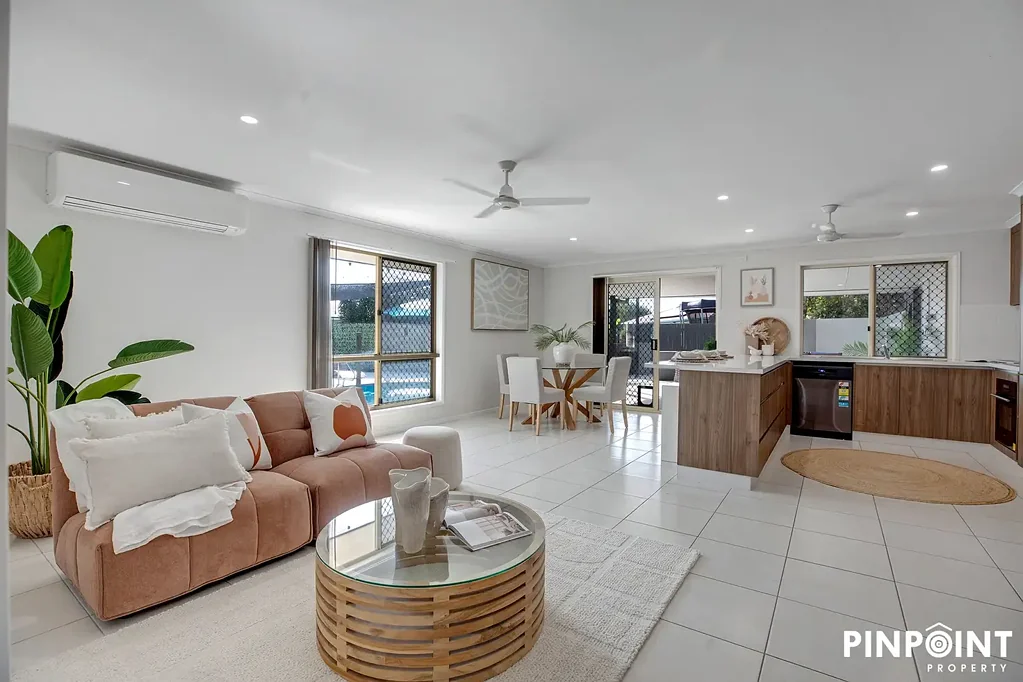 Family Home with Pool & Caravan Parking – Close to Lamberts Beach