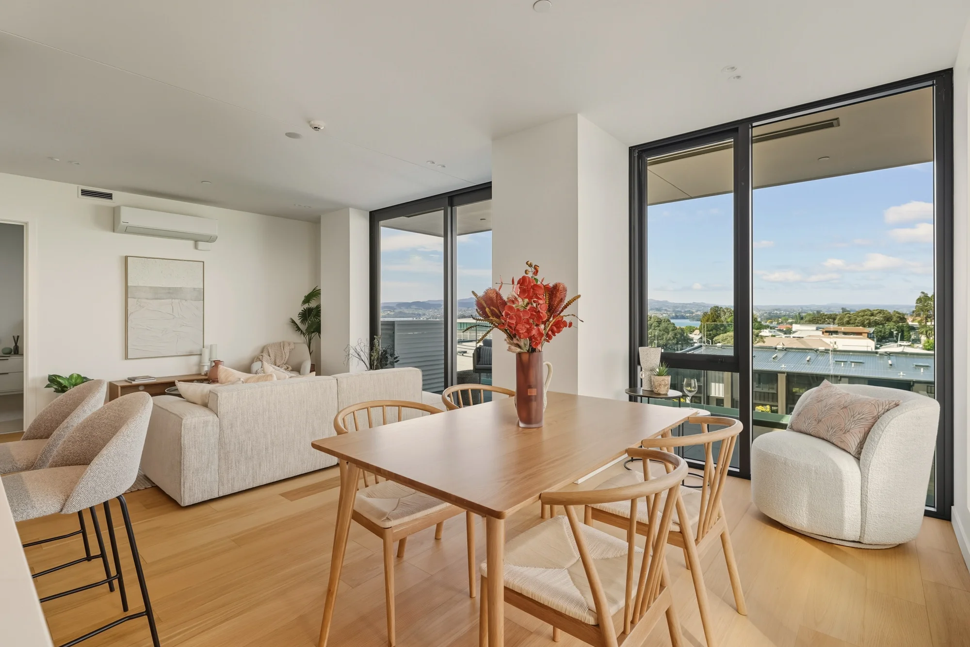 Tauranga Central 2غرفة نوم Titles are issued at Elizabeth Towers!