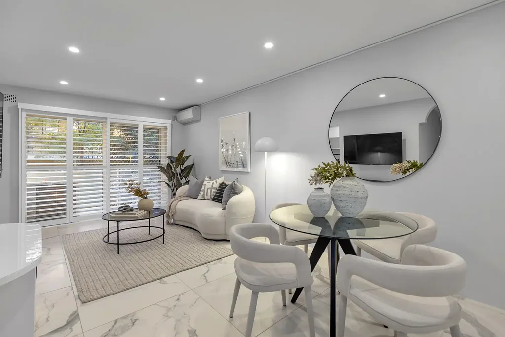 Freshwater 2Moenga Low Maintenance Living with Lock-Up Garage