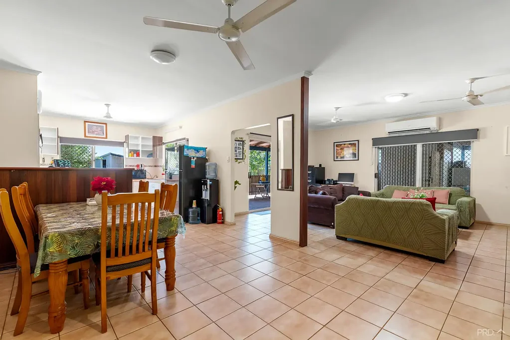 5 Manado Court, Cable Beach, WA 6726