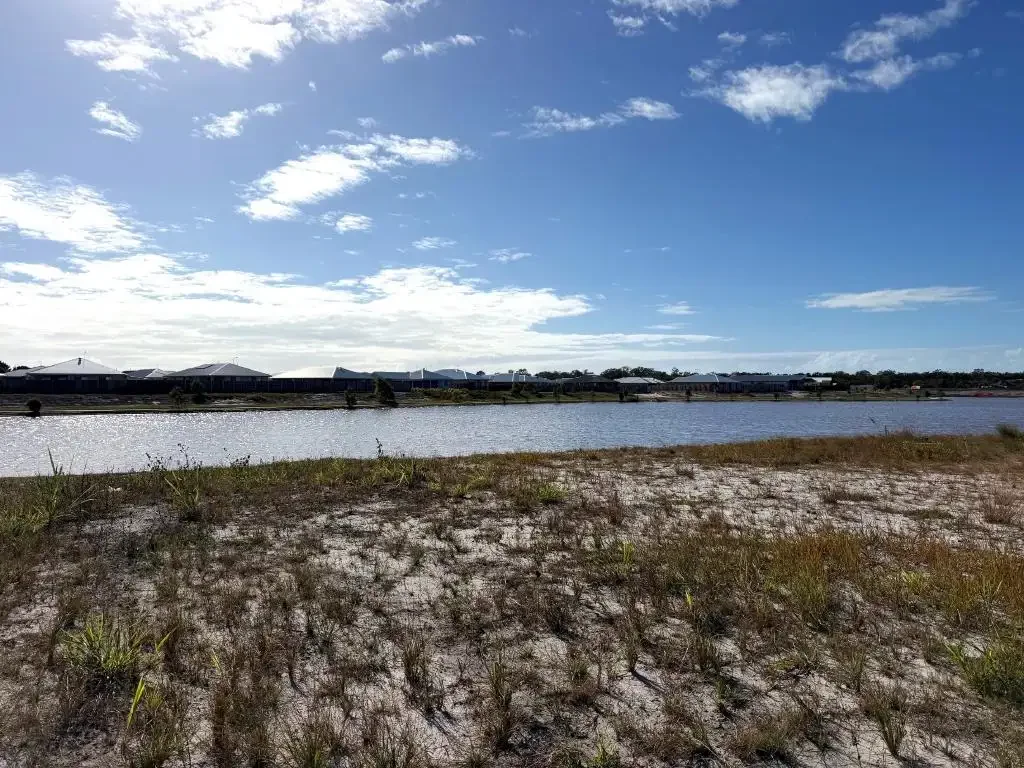 Burrum Heads  Lake Front Opportunity