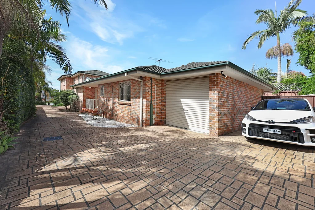 2/97 Stoney Creek Road, Beverly Hills, NSW 2209